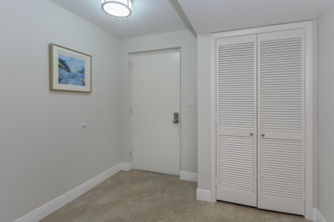 Condo in Jupiter, Florida, 2 bedrooms  № 1171068 - photo 7