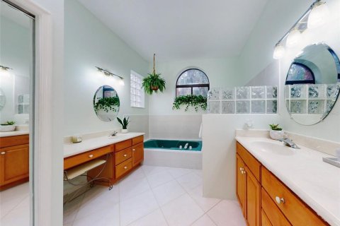 Casa en venta en Winter Springs, Florida, 4 dormitorios, 249.54 m2 № 1343979 - foto 24