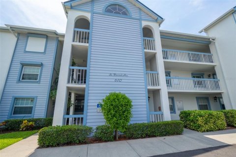 Condo in Cocoa Beach, Florida, 3 bedrooms  № 1343977 - photo 2