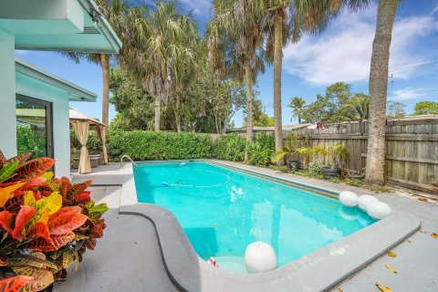 Casa en venta en Margate, Florida, 4 dormitorios, 170.2 m2 № 1091815 - foto 11