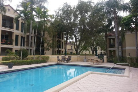 Condominio en venta en Coral Springs, Florida, 1 dormitorio, 72.46 m2 № 1091774 - foto 2