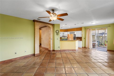 Villa ou maison à vendre à Palmetto Bay, Floride: 5 chambres, 245.45 m2 № 1294054 - photo 28