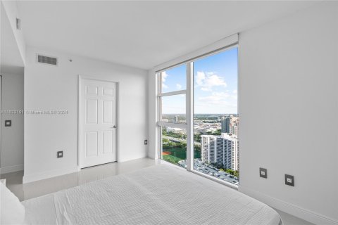 Copropriété à vendre à Aventura, Floride: 4 chambres, 252.69 m2 № 1294055 - photo 18