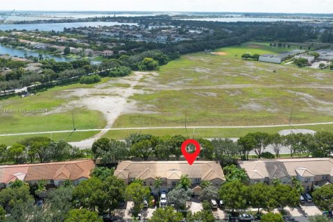 Touwnhouse à vendre à Miramar, Floride: 3 chambres, 163.32 m2 № 1384077 - photo 30