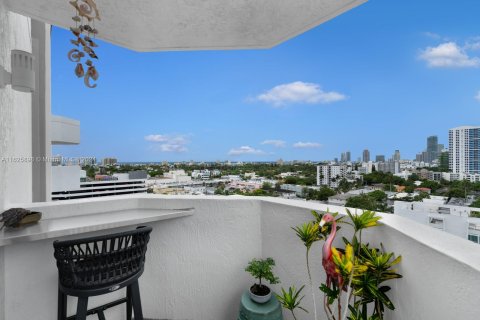 Copropriété à vendre à Miami Beach, Floride: 2 chambres, 88.26 m2 № 1281841 - photo 9