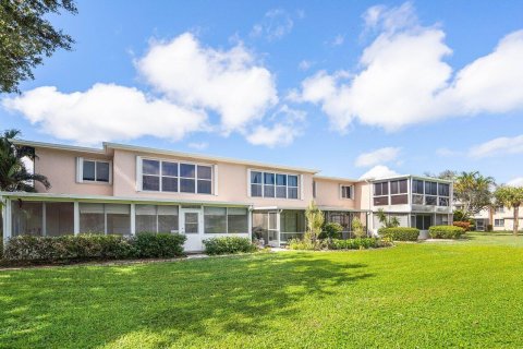 Copropriété à vendre à Delray Beach, Floride: 2 chambres, 124.02 m2 № 1071344 - photo 1