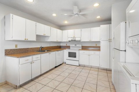 Copropriété à vendre à Delray Beach, Floride: 2 chambres, 124.02 m2 № 1071344 - photo 16