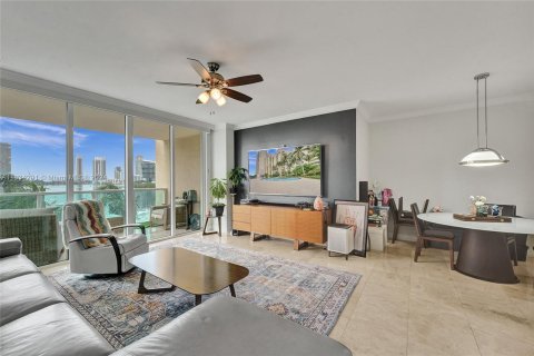 Condominio en venta en Aventura, Florida, 3 dormitorios, 173.36 m2 № 1294732 - foto 17