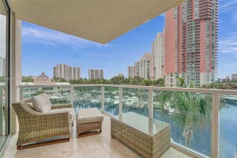 Condominio en venta en Aventura, Florida, 3 dormitorios, 173.36 m2 № 1294732 - foto 1