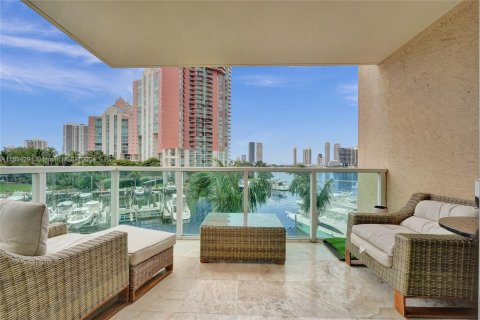 Condo in Aventura, Florida, 3 bedrooms  № 1294732 - photo 2