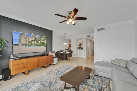 Copropriété à vendre à Aventura, Floride: 3 chambres, 173.36 m2 № 1294732 - photo 16