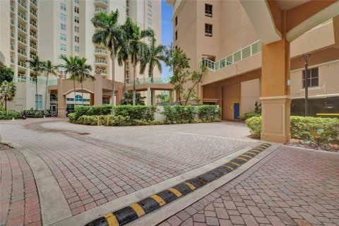 Copropriété à vendre à Aventura, Floride: 3 chambres, 173.36 m2 № 1294732 - photo 30