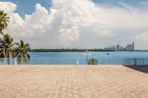 Copropriété à vendre à Bay Harbor Islands, Floride: 1 chambre, 88.26 m2 № 1293392 - photo 20