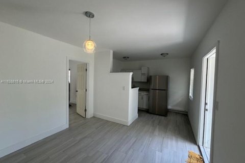 Immobilier commercial à vendre à Fort Lauderdale, Floride: 169.64 m2 № 1282766 - photo 24