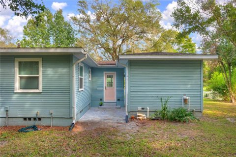 House in DeLand, Florida 3 bedrooms, 86.96 sq.m. № 1422926 - photo 30