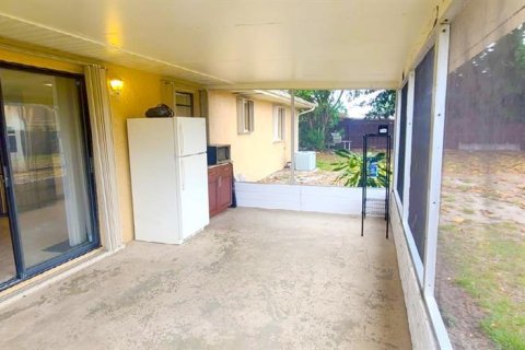 Casa en venta en Port St. Lucie, Florida, 3 dormitorios, 106.65 m2 № 1020465 - foto 14