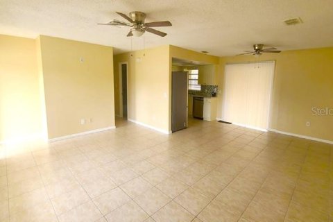 Casa en venta en Port St. Lucie, Florida, 3 dormitorios, 106.65 m2 № 1020465 - foto 4
