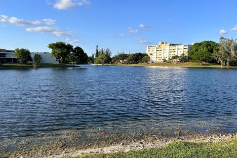 Condominio en venta en Lauderhill, Florida, 2 dormitorios, 100.33 m2 № 1210488 - foto 4