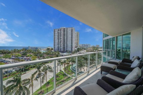 Copropriété à vendre à Pompano Beach, Floride: 2 chambres, 195.84 m2 № 1050120 - photo 15