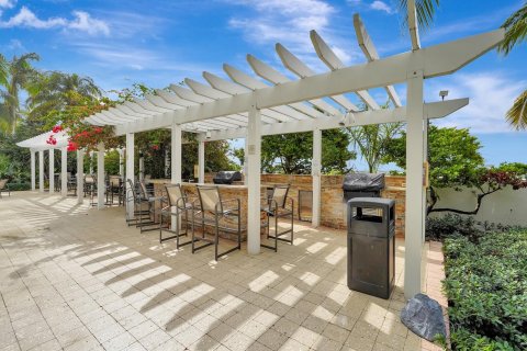 Condo in Pompano Beach, Florida, 2 bedrooms  № 1050120 - photo 4