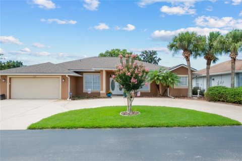 Villa ou maison à vendre à San Antonio, Floride: 3 chambres, 221.2 m2 № 1284221 - photo 1