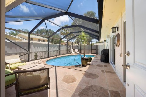 Townhouse in Palm Beach Gardens, Florida 3 bedrooms, 125.98 sq.m. № 1162920 - photo 12