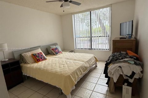 Copropriété à vendre à Tamarac, Floride: 2 chambres, 96.62 m2 № 1398422 - photo 17