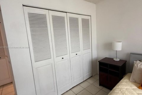 Copropriété à vendre à Tamarac, Floride: 2 chambres, 96.62 m2 № 1398422 - photo 22