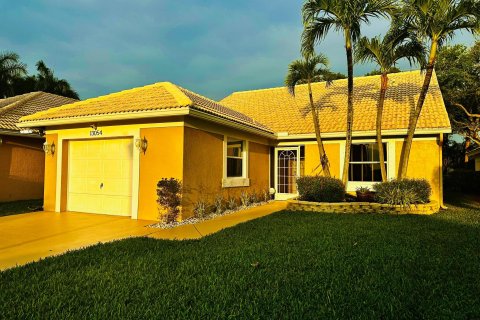 House in Boynton Beach, Florida 2 bedrooms, 136.66 sq.m. № 1056890 - photo 18