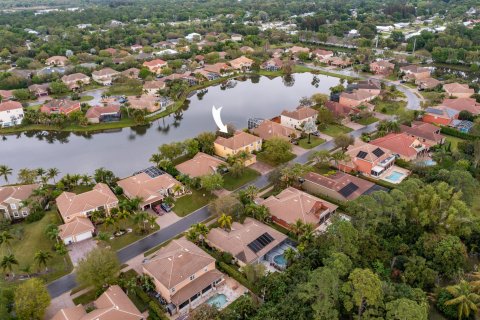 House in Stuart, Florida 6 bedrooms, 405.33 sq.m. № 1056934 - photo 9