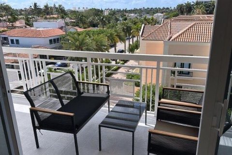 Condominio en venta en Palm Beach, Florida, 1 dormitorio, 80.92 m2 № 1080605 - foto 1