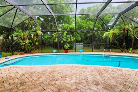 House in Royal Palm Beach, Florida 3 bedrooms, 167.41 sq.m. № 1225794 - photo 5