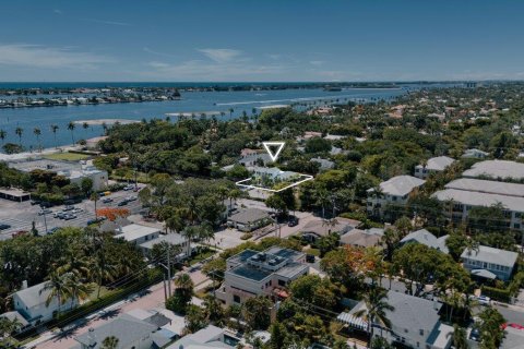 Villa ou maison à vendre à West Palm Beach, Floride: 4 chambres, 233.56 m2 № 1226946 - photo 2