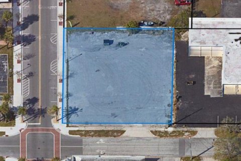 Commercial property in St. Lucie, Florida № 1033109 - photo 2