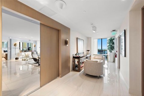 Condo in Aventura, Florida, 4 bedrooms  № 1095600 - photo 18