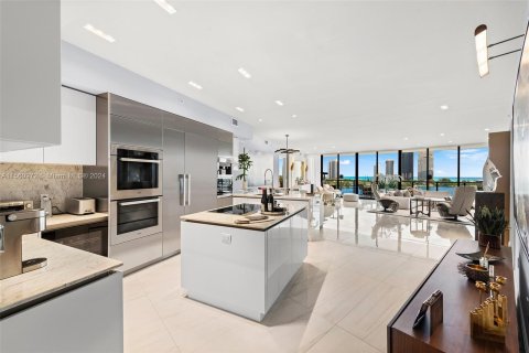 Condominio en venta en Aventura, Florida, 4 dormitorios, 289.86 m2 № 1095600 - foto 7