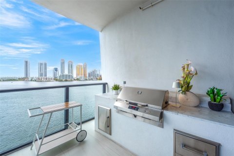 Condo in Aventura, Florida, 4 bedrooms  № 1095600 - photo 6