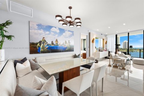 Condo in Aventura, Florida, 4 bedrooms  № 1095600 - photo 10