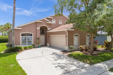 Casa en venta en Davenport, Florida, 5 dormitorios, 220.74 m2 № 1263754 - foto 2