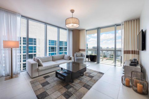 Copropriété à vendre à Miami Beach, Floride: 1 chambre, 76.18 m2 № 1240877 - photo 2