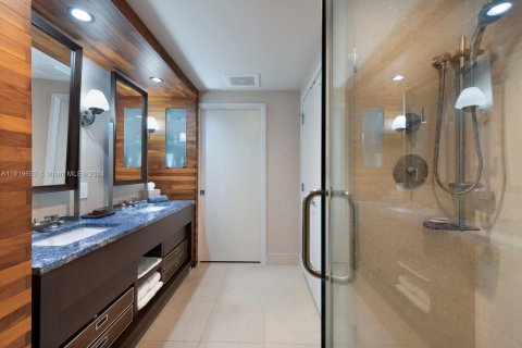 Condominio en venta en Miami Beach, Florida, 1 dormitorio, 76.18 m2 № 1240877 - foto 15