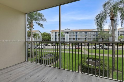 Condominio en venta en Pembroke Pines, Florida, 2 dormitorios, 93.09 m2 № 1231760 - foto 17