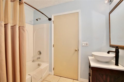 Casa en venta en Orlando, Florida, 3 dormitorios, 180.23 m2 № 1069526 - foto 28