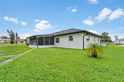 House in North Port, Florida 3 bedrooms, 186.27 sq.m. № 1406933 - photo 23