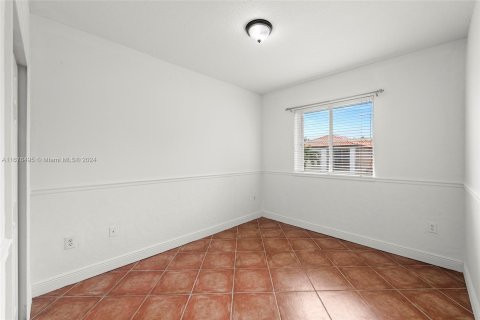 Casa en venta en Miami Lakes, Florida, 3 dormitorios, 187.2 m2 № 1402670 - foto 21