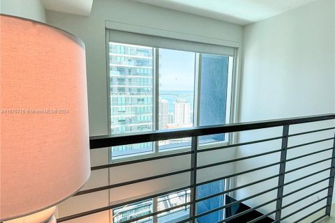 Condominio en venta en Miami, Florida, 1 dormitorio, 72.46 m2 № 1402672 - foto 12