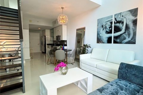 Condominio en venta en Miami, Florida, 1 dormitorio, 72.46 m2 № 1402672 - foto 7