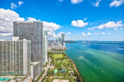 Condominio en venta en Miami, Florida, 3 dormitorios, 138.98 m2 № 1402758 - foto 4