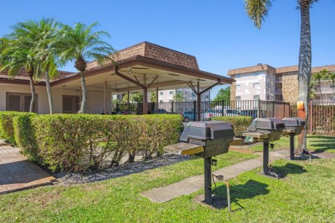 Copropriété à vendre à Davie, Floride: 2 chambres, 91.04 m2 № 1026968 - photo 4