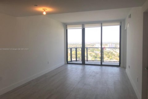 Apartamento en alquiler en Miami, Florida, 1 dormitorio, 56.86 m2 № 1345811 - foto 15